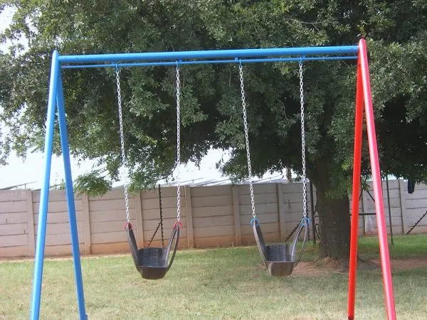 2 Tyre A-Frame Swing with Chains