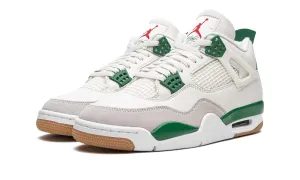 Air Jordan 4 Retro SB 'Pine Green'