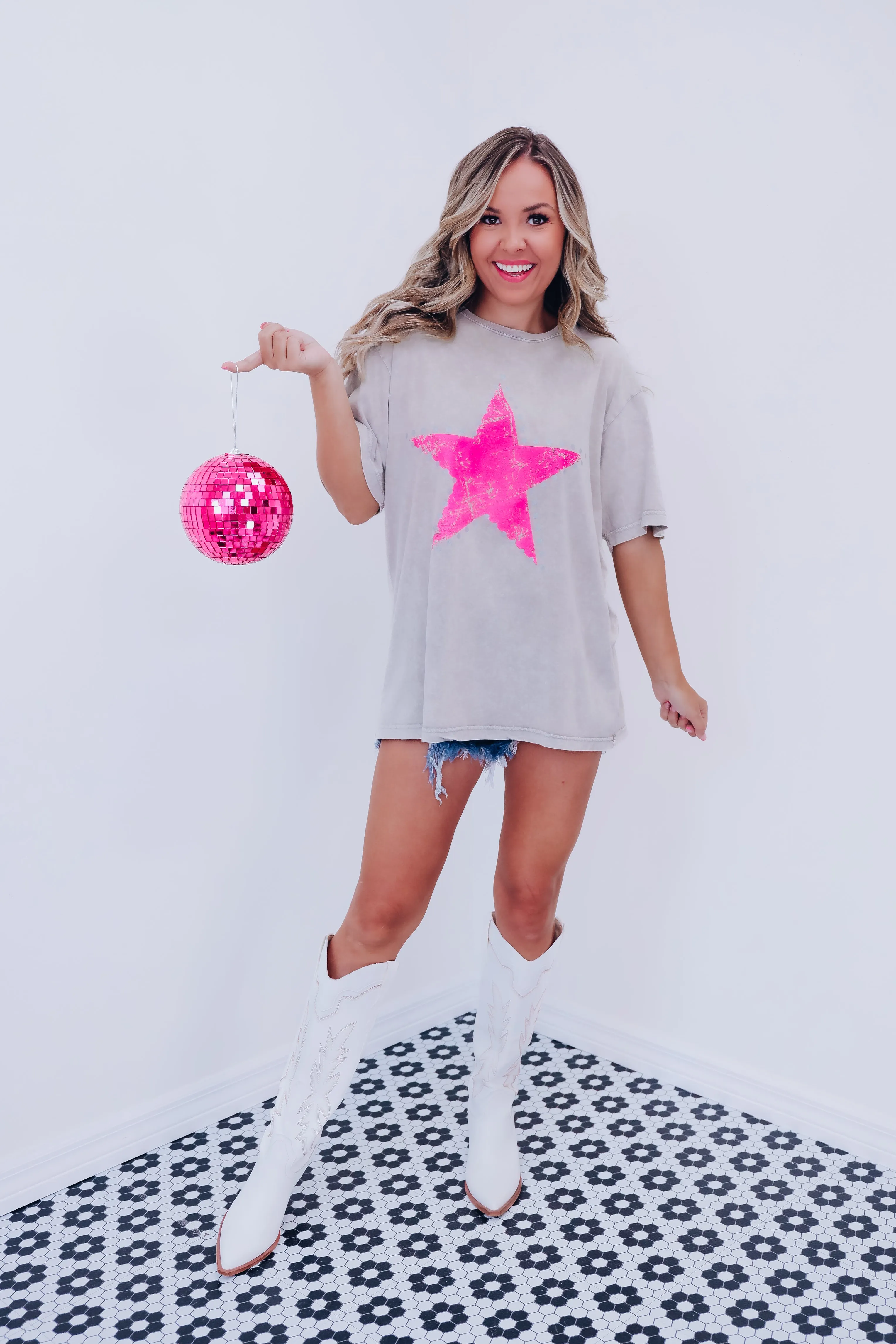 Country Star Graphic Tee - Mocha