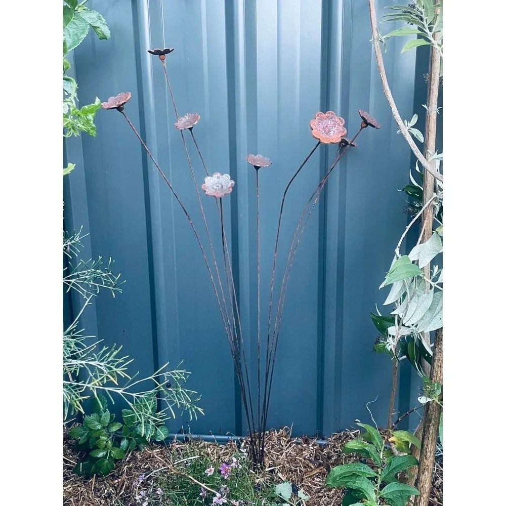 Decorative Flower Spread Garden Stake - Rust Finish