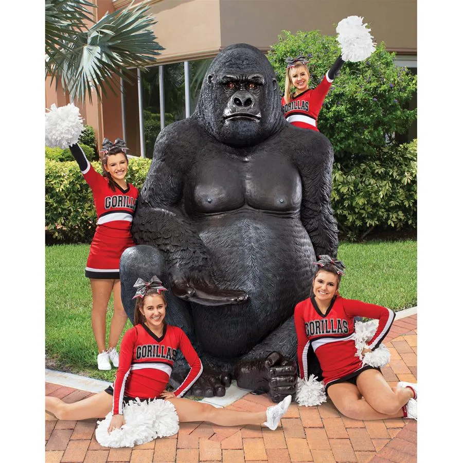 Design Toscano- Giant Male Silverback Gorilla Photo Op Statue