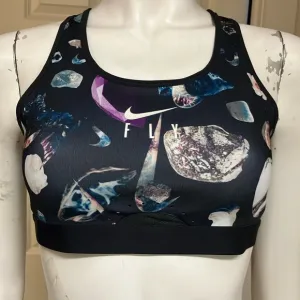 Nike “Fly” Athletic/Athleisure Sports Bra/Top, NWT!