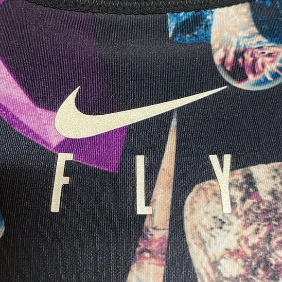 Nike “Fly” Athletic/Athleisure Sports Bra/Top, NWT!