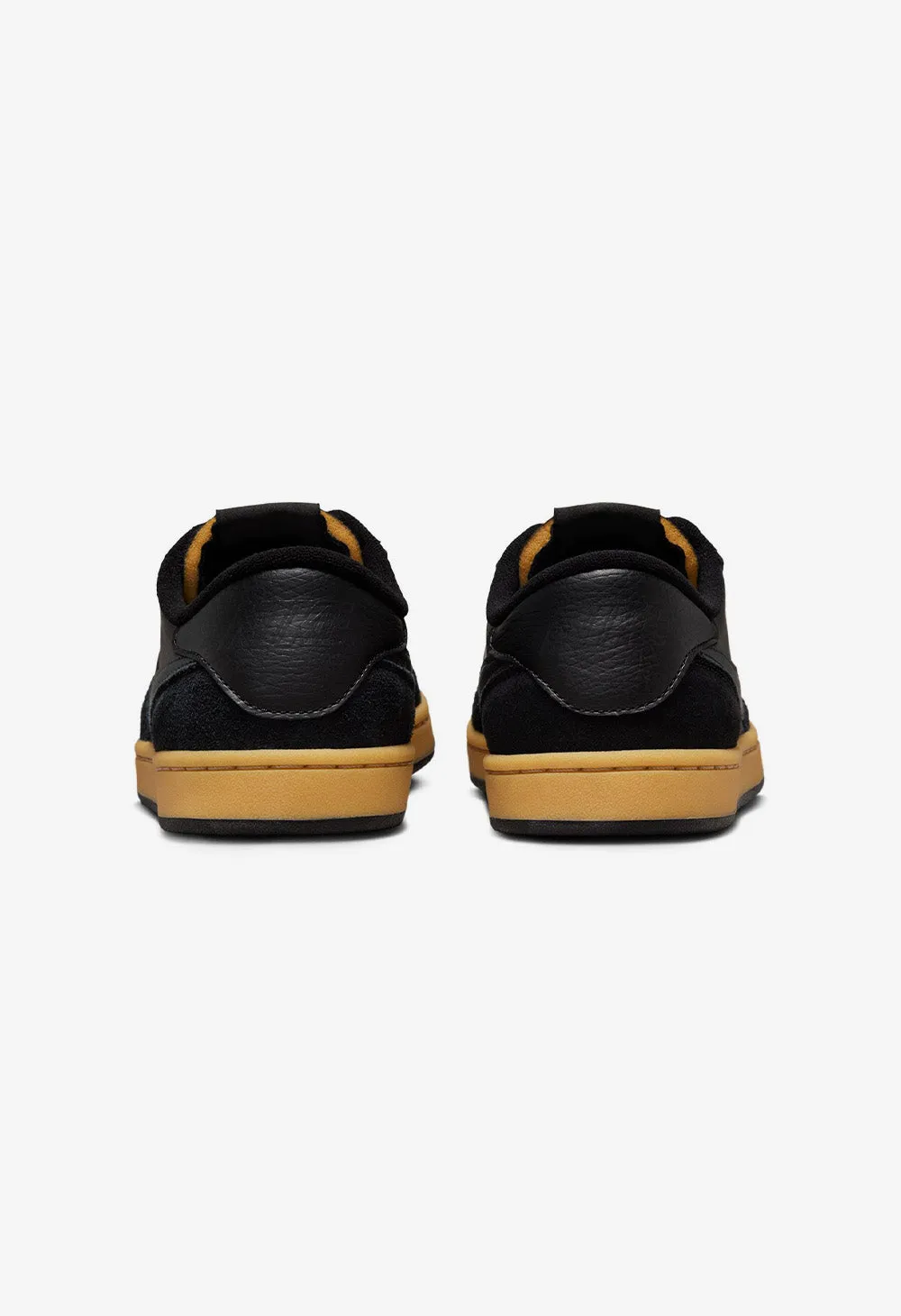 NIKE SB FC Classic