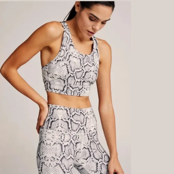 NWT Varley Bassett Sports Bra in Ivory Cobra Snake