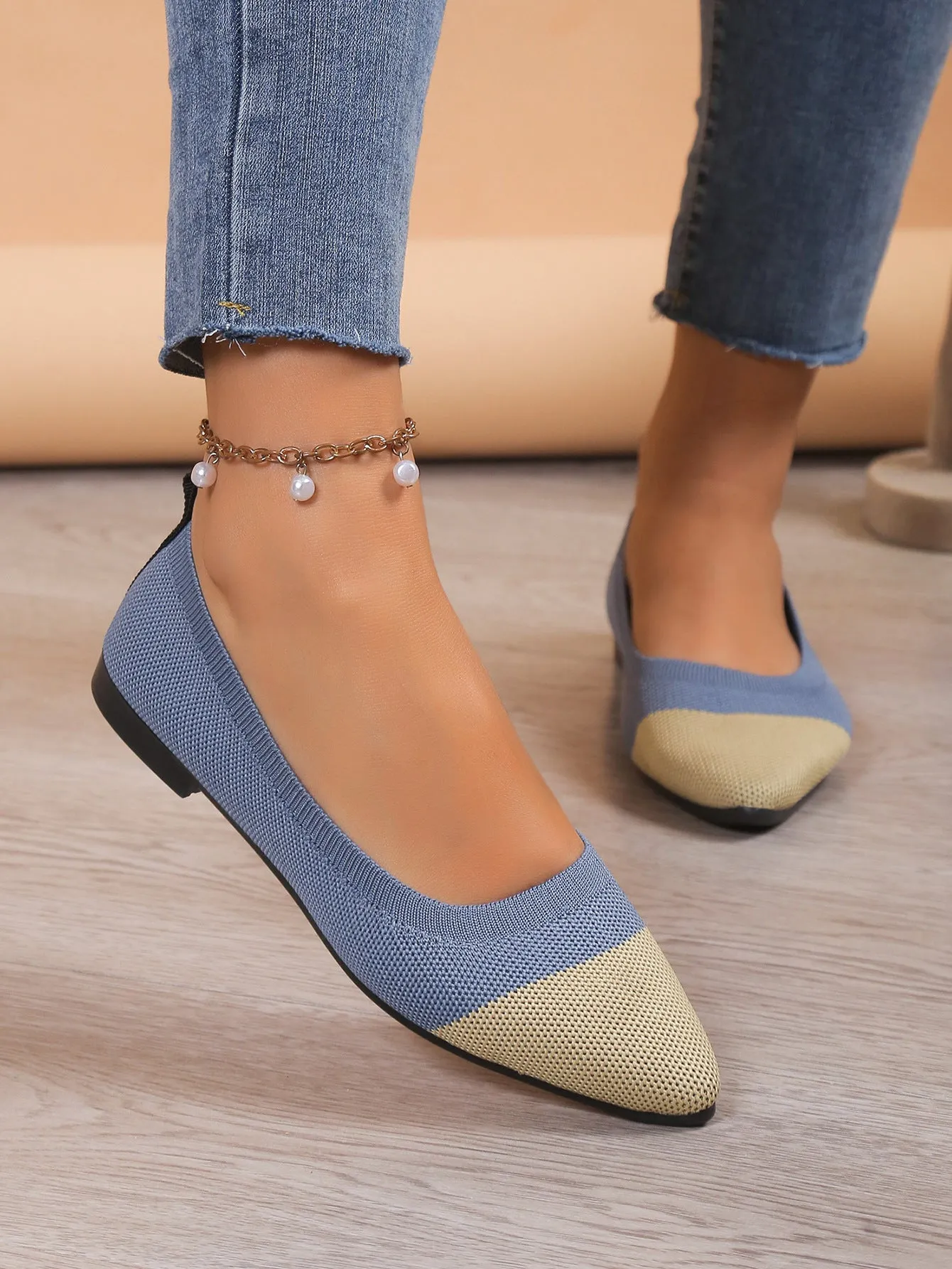 Pointed Toe Comfortable Casual Shallow Mouth Outdoor Shoes