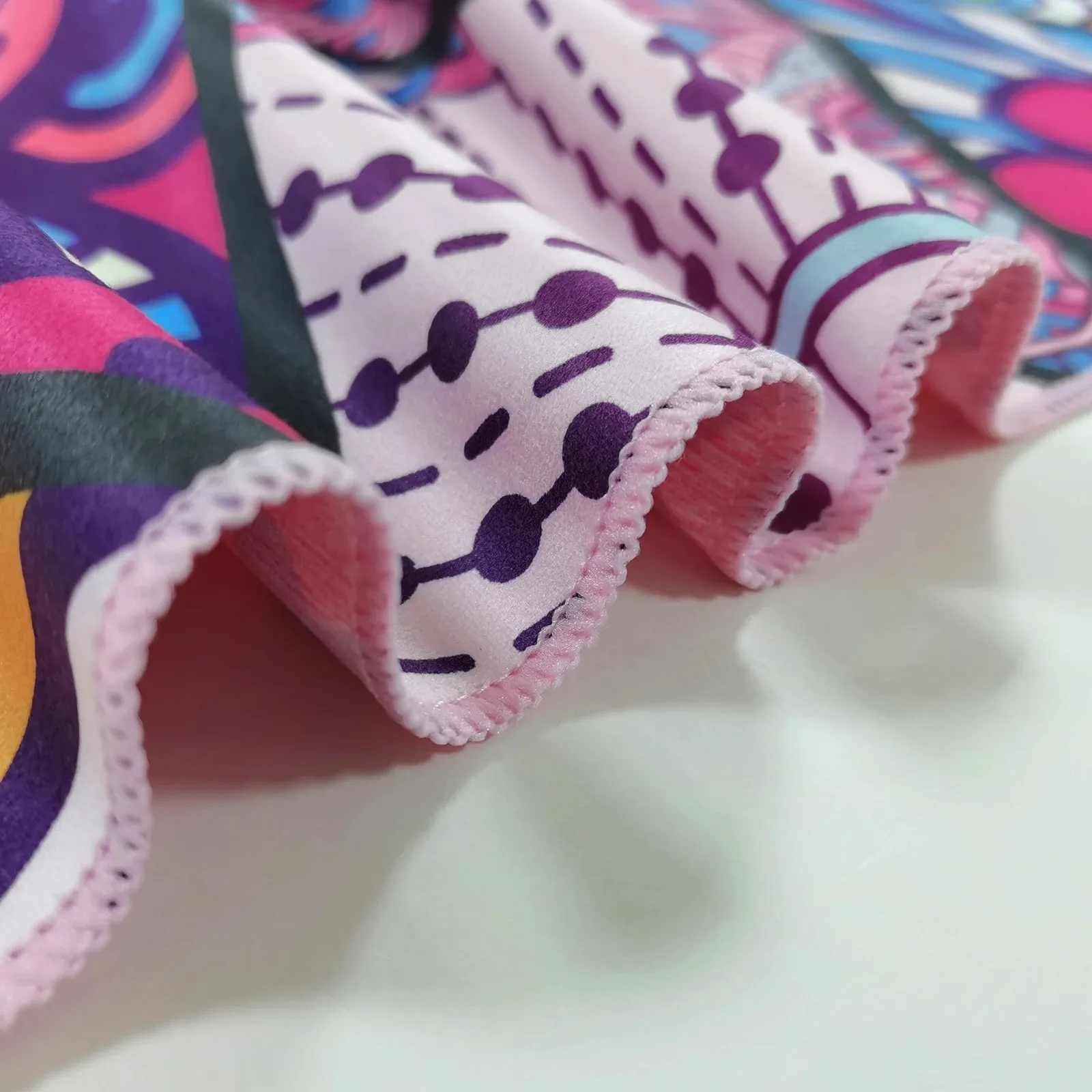Quick-Dry Microfiber Beach Towel: Oversized, Super Absorbent
