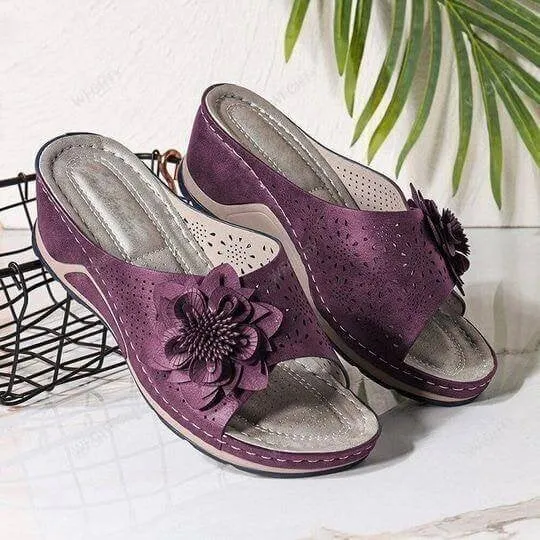 Renata® | Orthopedic sandals made from soft leather with arch support