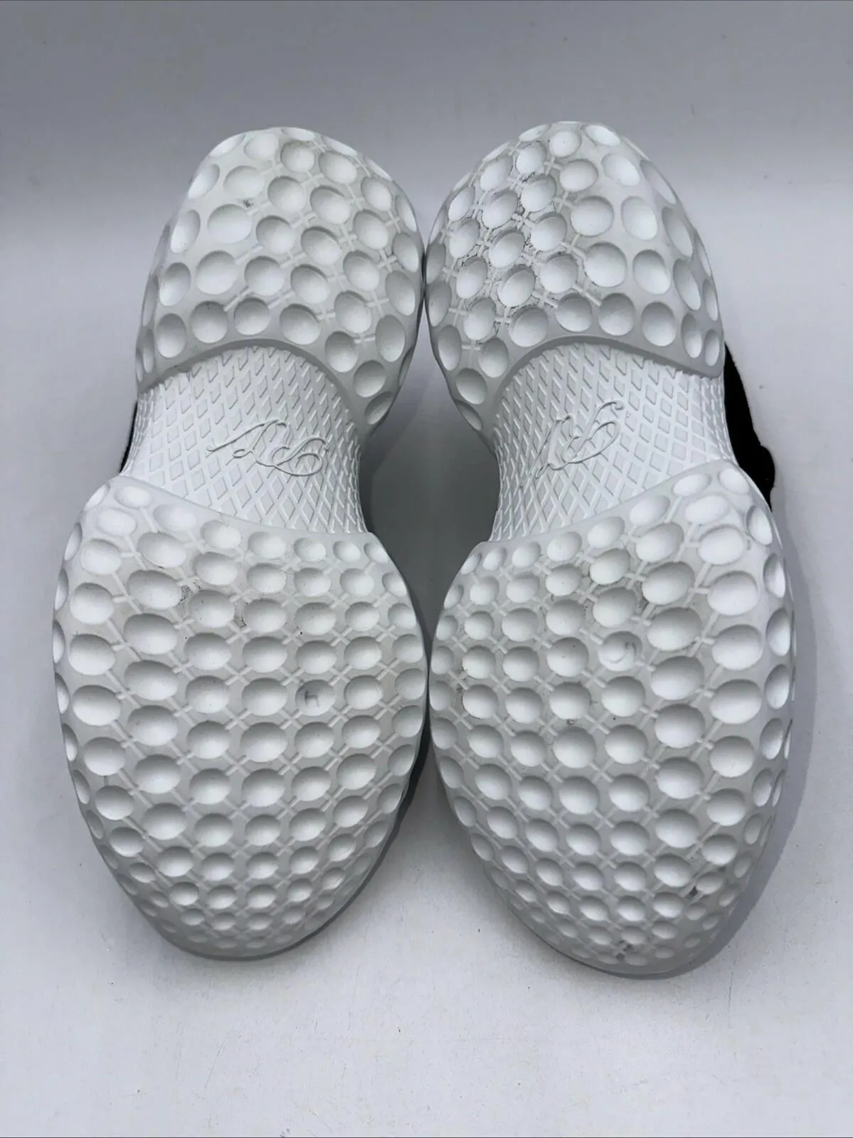 ROGER VIVIER Viv Run Moonlight Strass Buckle Technical Fabric Sneaker Size 35.5 - Very Good