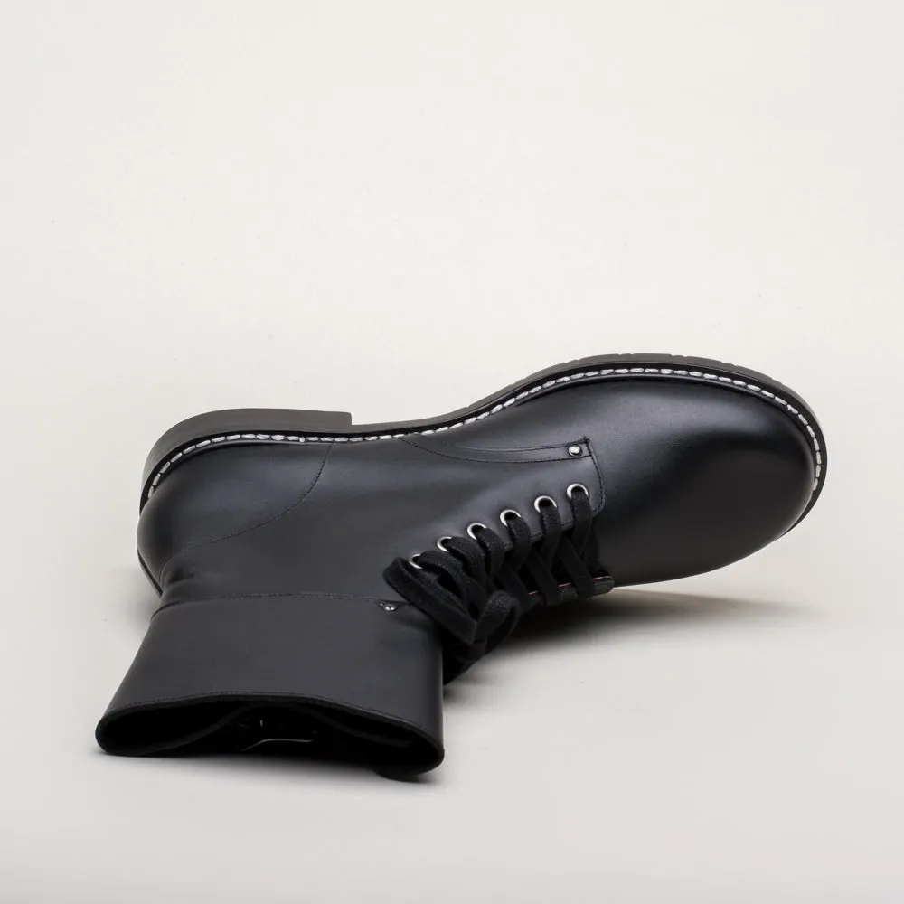 Rosie Vintage Double-Buckle Boots (Black)