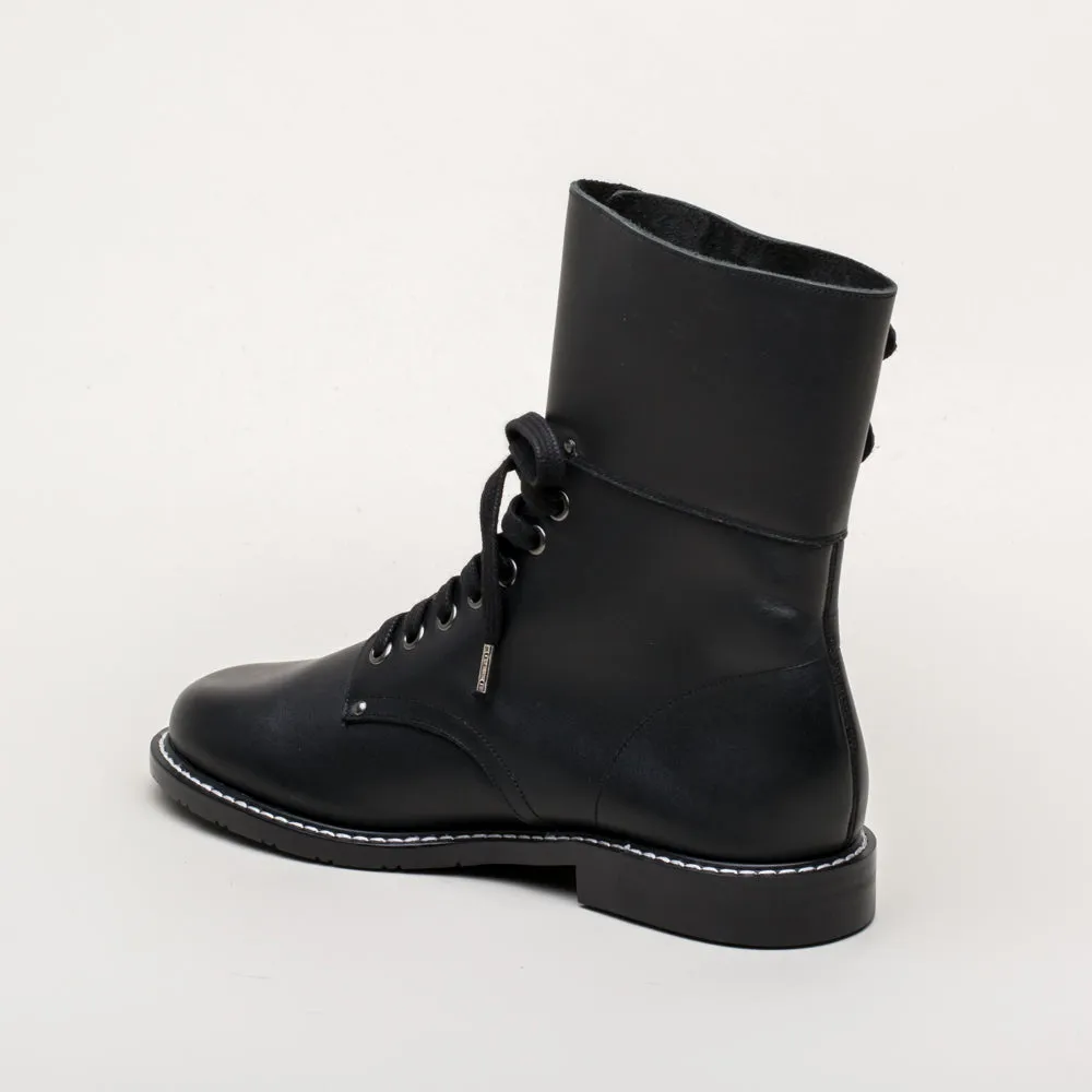 Rosie Vintage Double-Buckle Boots (Black)