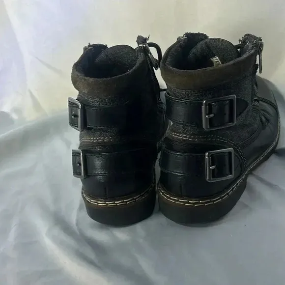 Steve Madden Black Leather Men's Buckle Strap Detail Boots Size 8.5, Pre-owned