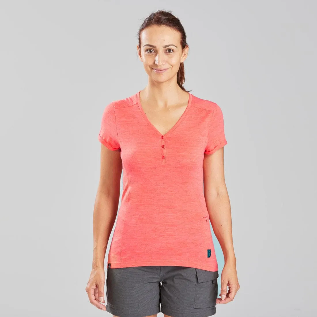 T-shirt de trek voyage - manches courtes - laine mérinos TRAVEL 500 corail Femme