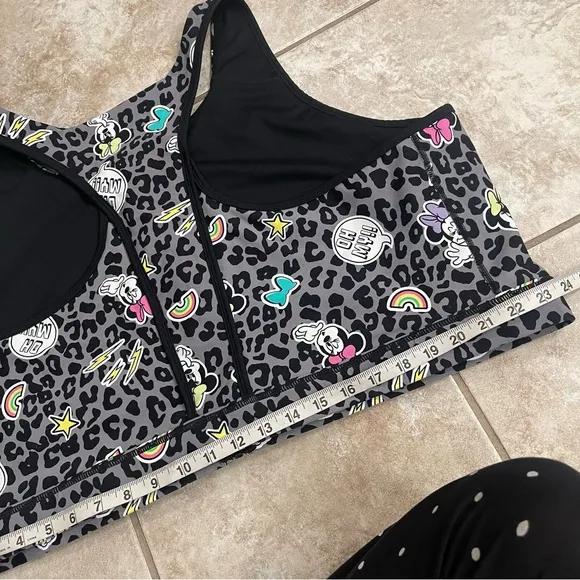 Torrid Sports Bra Disney Minnie Mouse Gray Leopard Work Out Athletic Size 5 EUC