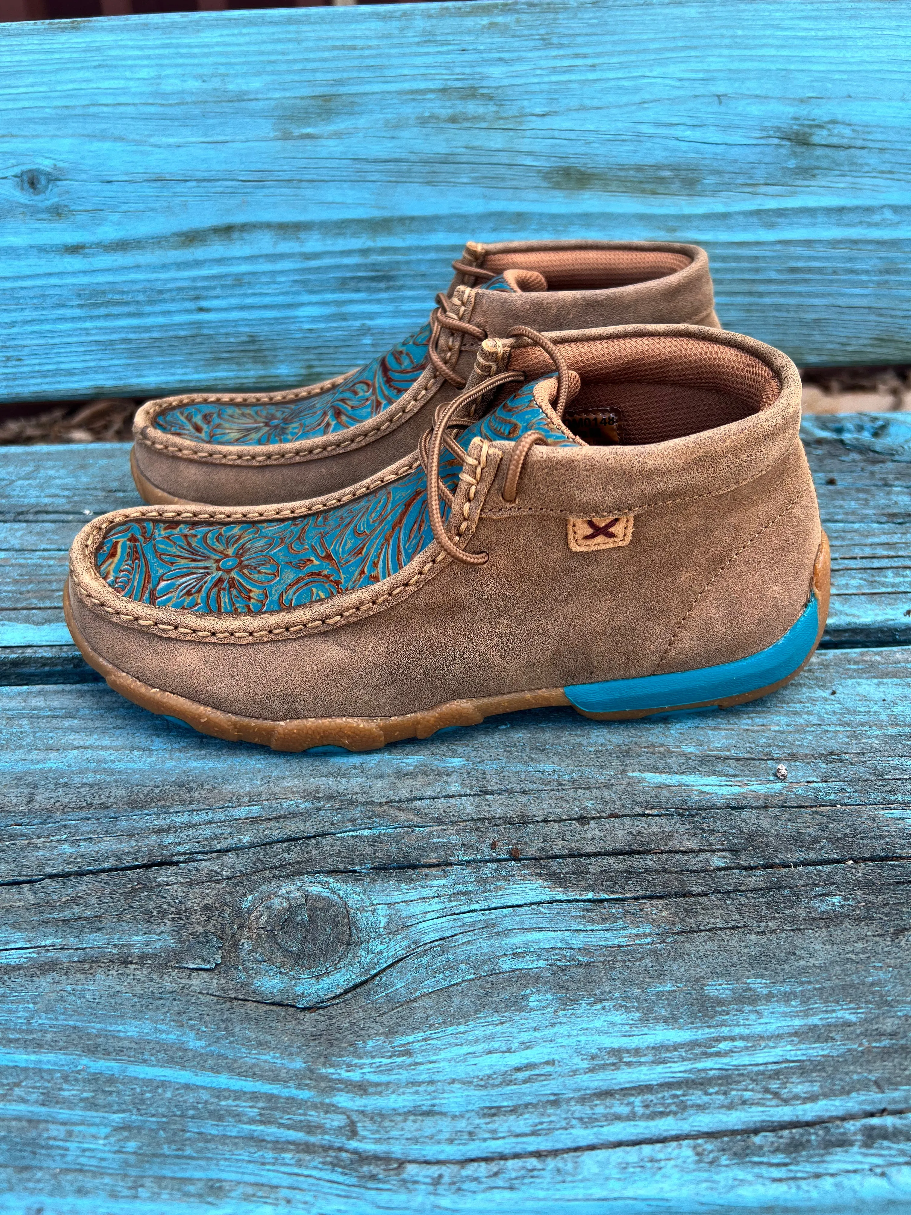 Twisted X Women's Turquoise Tooled Leather Chukka Driving Moc Casual Shoes WDM0148