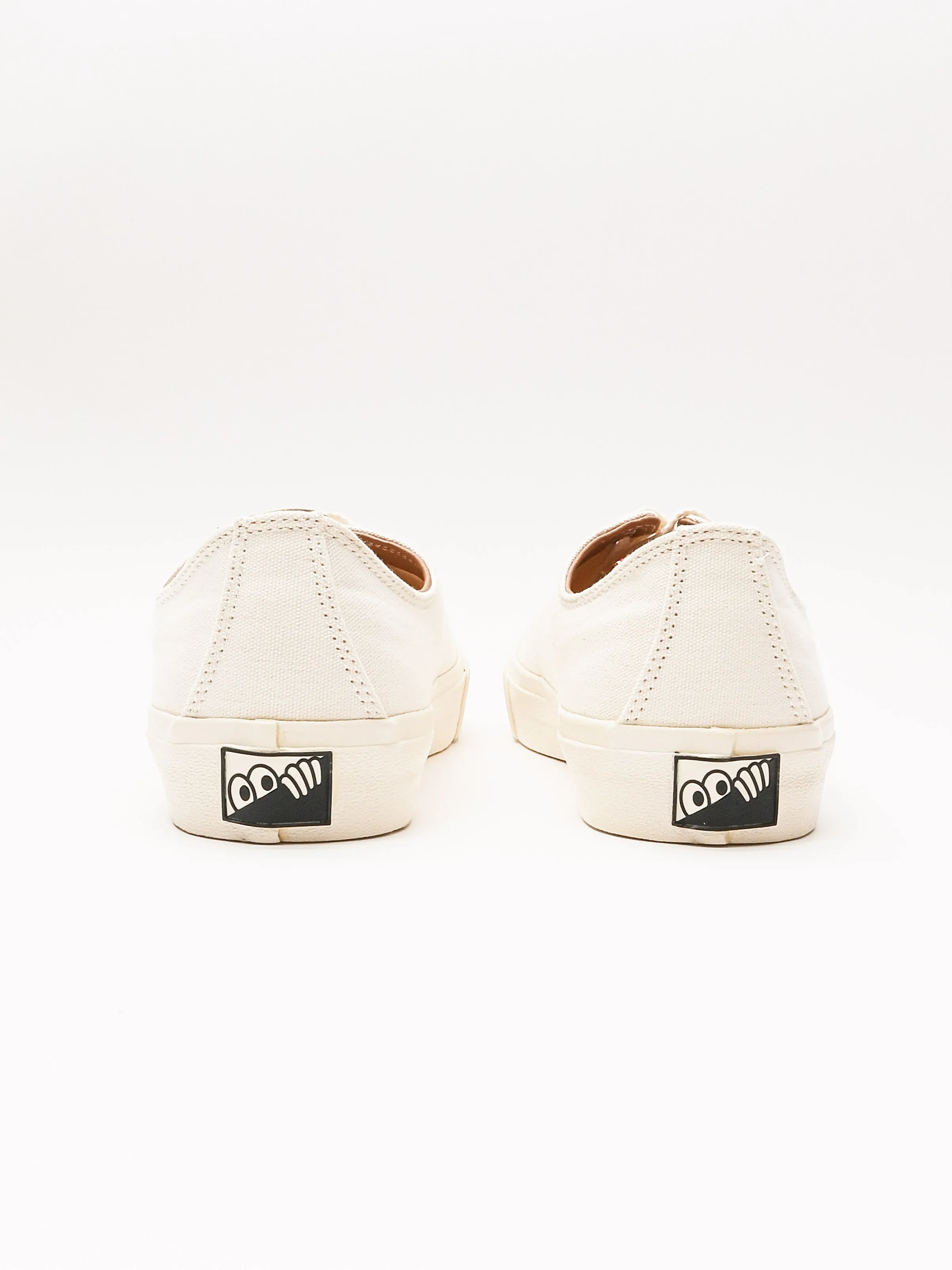 White/White VM003 LO Canvas