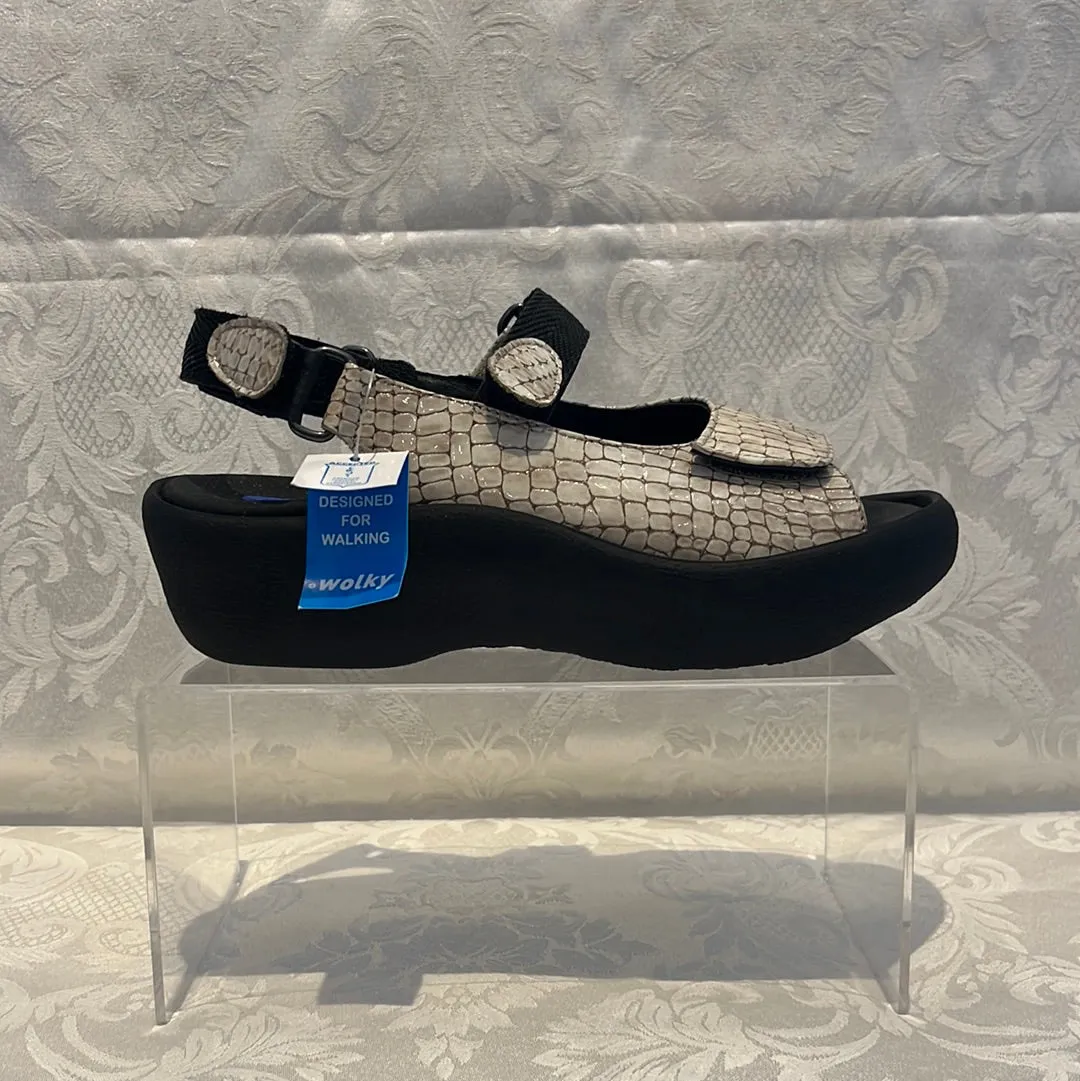 WOLKY JEWEL BEIGE MINI CROCO PATENT LEATHER SANDAL