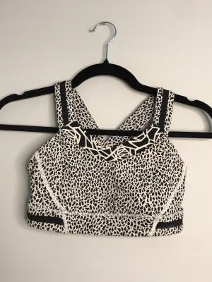 Womens Size 2 Misses Black lululemon Athletic Sports Bra