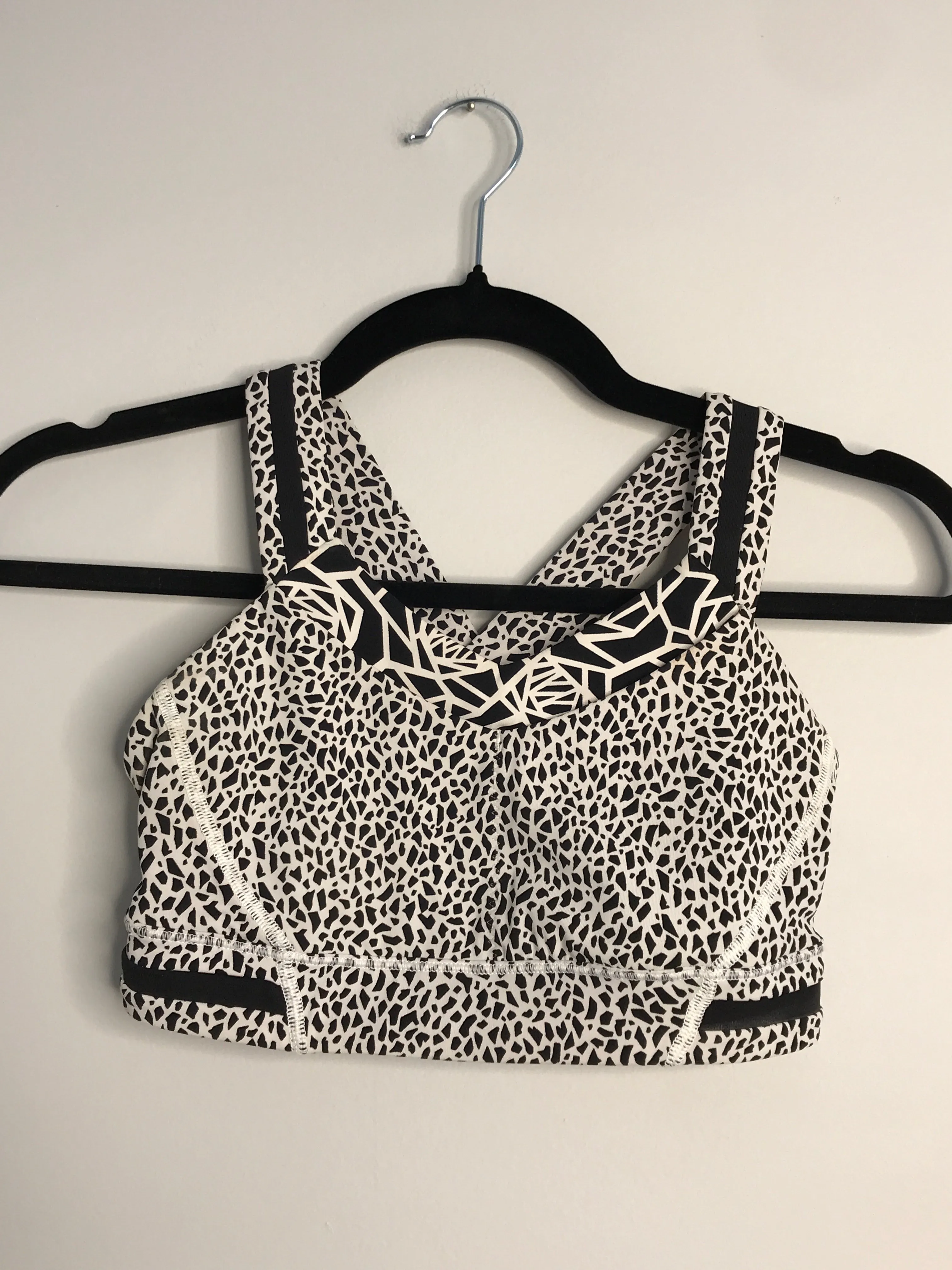 Womens Size 2 Misses Black lululemon Athletic Sports Bra